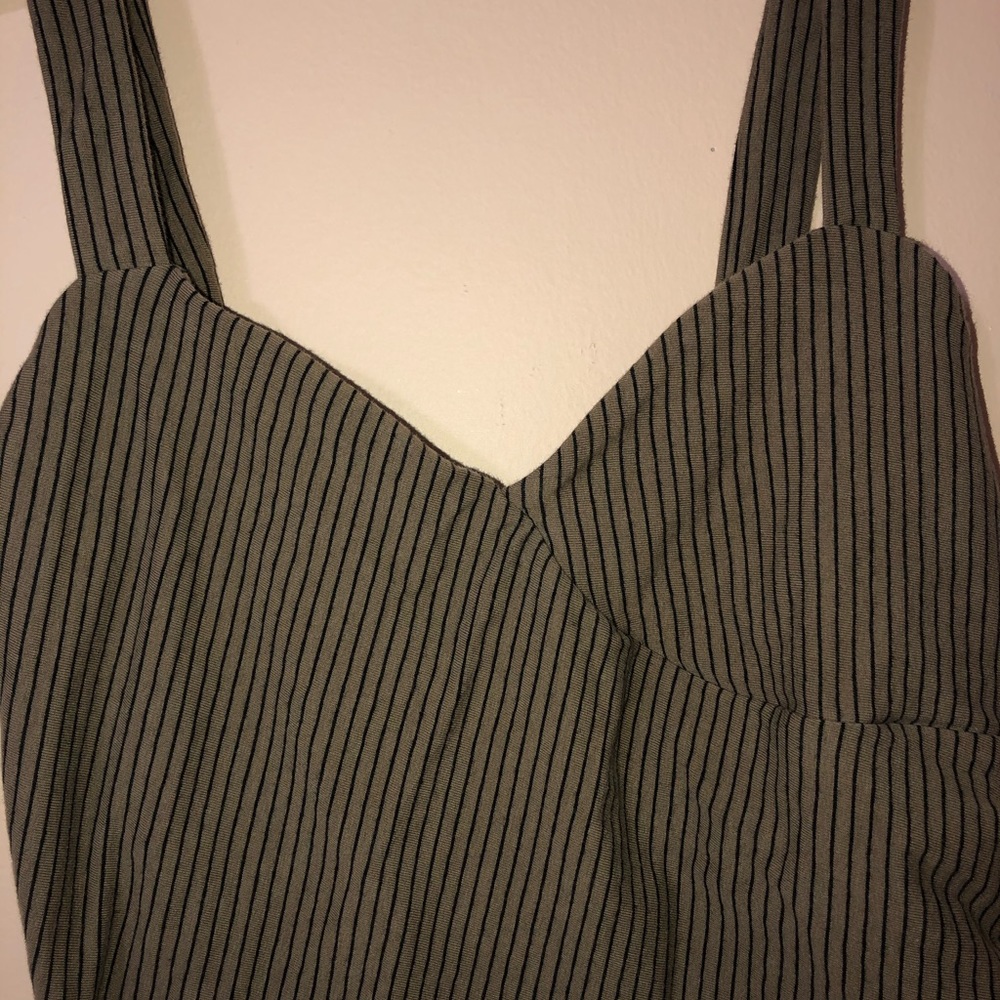 Express Top - Picture 4 of 4
